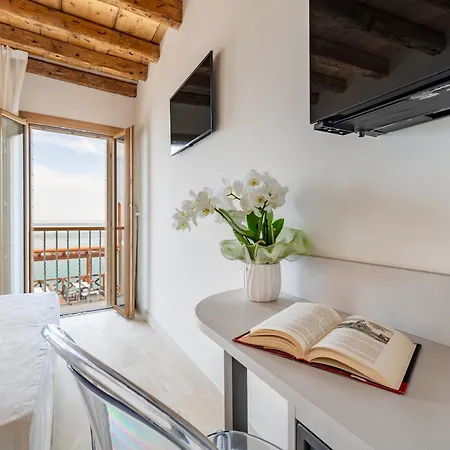Stravedo Sunset Bed & Breakfast