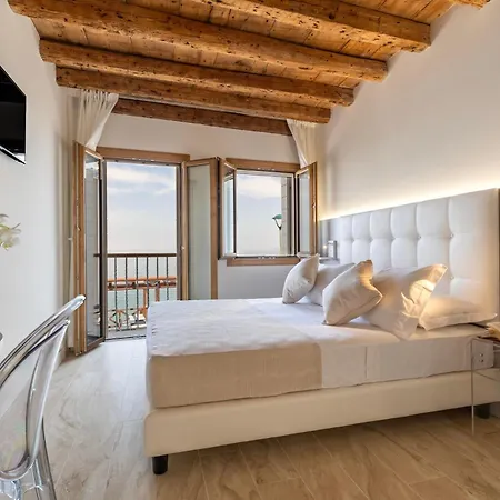 Stravedo Sunset * 펠레스트리나