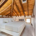 Stravedo Sunset Bed & Breakfast *