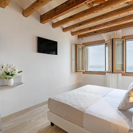 Stravedo Sunset Bed and breakfast