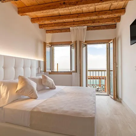 Stravedo Sunset Bed and breakfast *