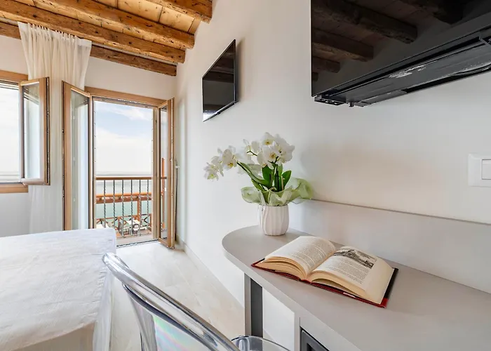 Stravedo Sunset Bed & Breakfast